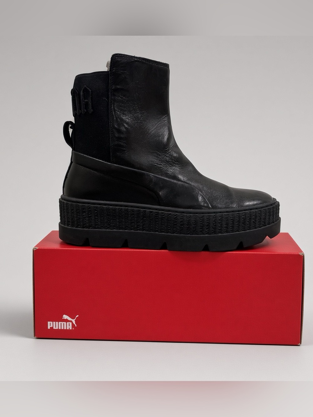 Puma Fenty by Rihanna Black Leather Chelsea Creeper Boot 9 366266-03 NIB